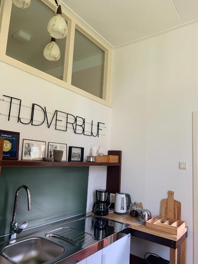 Pastorie Tijdverblijf Zuidhorn Экстерьер фото